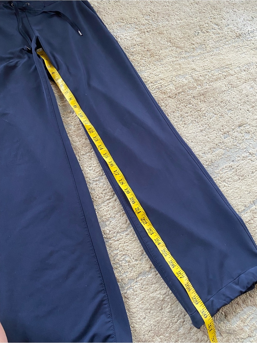 Athleta Midtown Trouser Pants Wide Leg Mid-Rise Luxe Pull-On Pant Relaxed Fit 10 - Picture 5 of 11